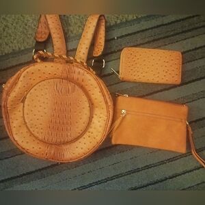 NEW LOT OF 3 Leather Pieces(2ostrich),Backpack,Lrg Wallet,Lrg Wristlet/crossbody
